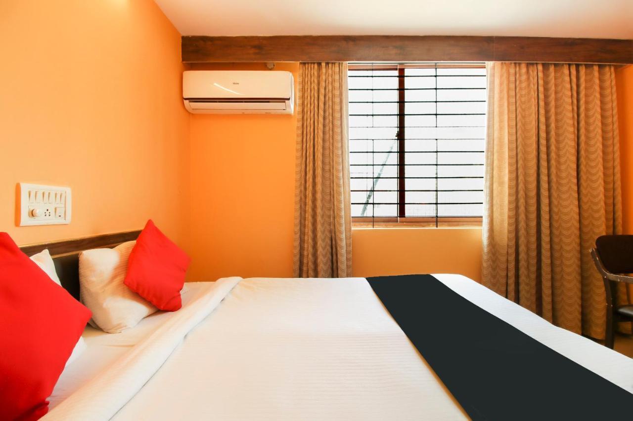 Capital O 71729 Lucky Inn Bangalore Exterior photo